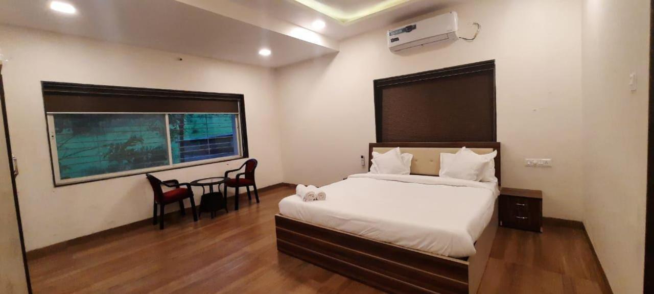 Shady Blue Villa Тримбак Екстериор снимка