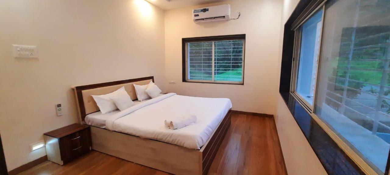 Shady Blue Villa Тримбак Екстериор снимка