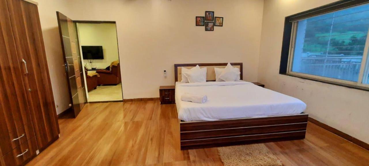 Shady Blue Villa Тримбак Екстериор снимка